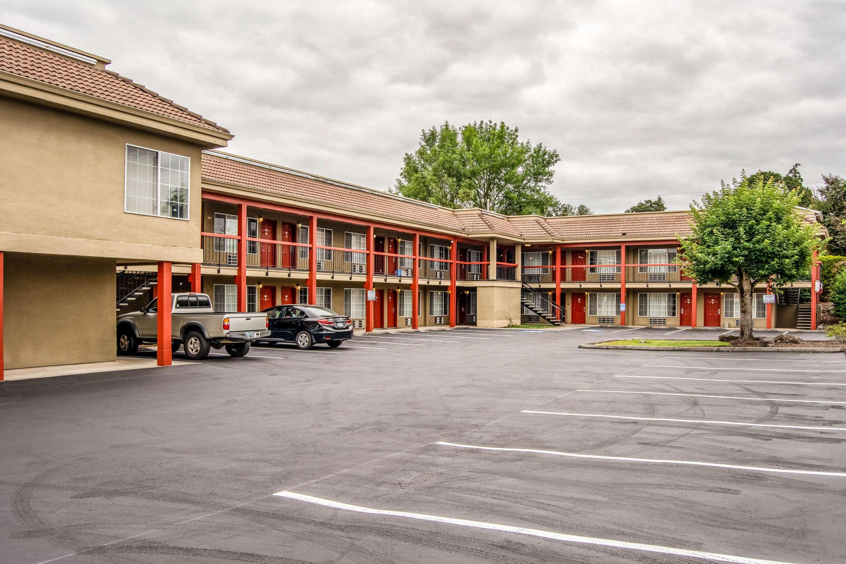 Econo Lodge Southeast Milwaukie/Portland Exterior foto